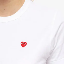 Comme Des Garçons Play Womens's Little Red Heart Logo T-Shirt -Deals Snazzy Mode Store 07 12 22 RL P1T303 WH 9 1