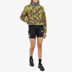 The North Face Poly Knit Shorts -Deals Snazzy Mode Store 09 06 2023 SI NF0A826EJK3 JK3 m8 1