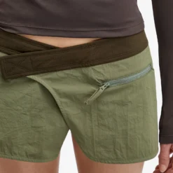 Miaou Dali Cargo Mini Skirt -Deals Snazzy Mode Store 10 01 24 TC 4052NYLMT 9 1