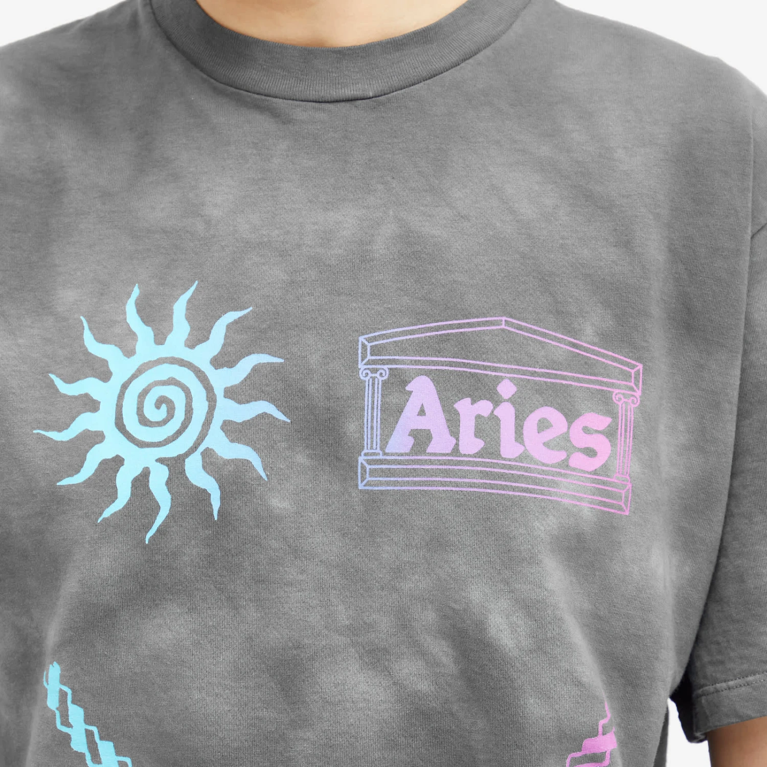 Aries Grunge Happy Dude T-Shirt 5 Aries Grunge Happy Dude T-Shirt - Image 5