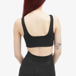 Girlfriend Collective Tommy Bra -Deals Snazzy Mode Store 16 05 2024 JC 1016 BLK 7 1