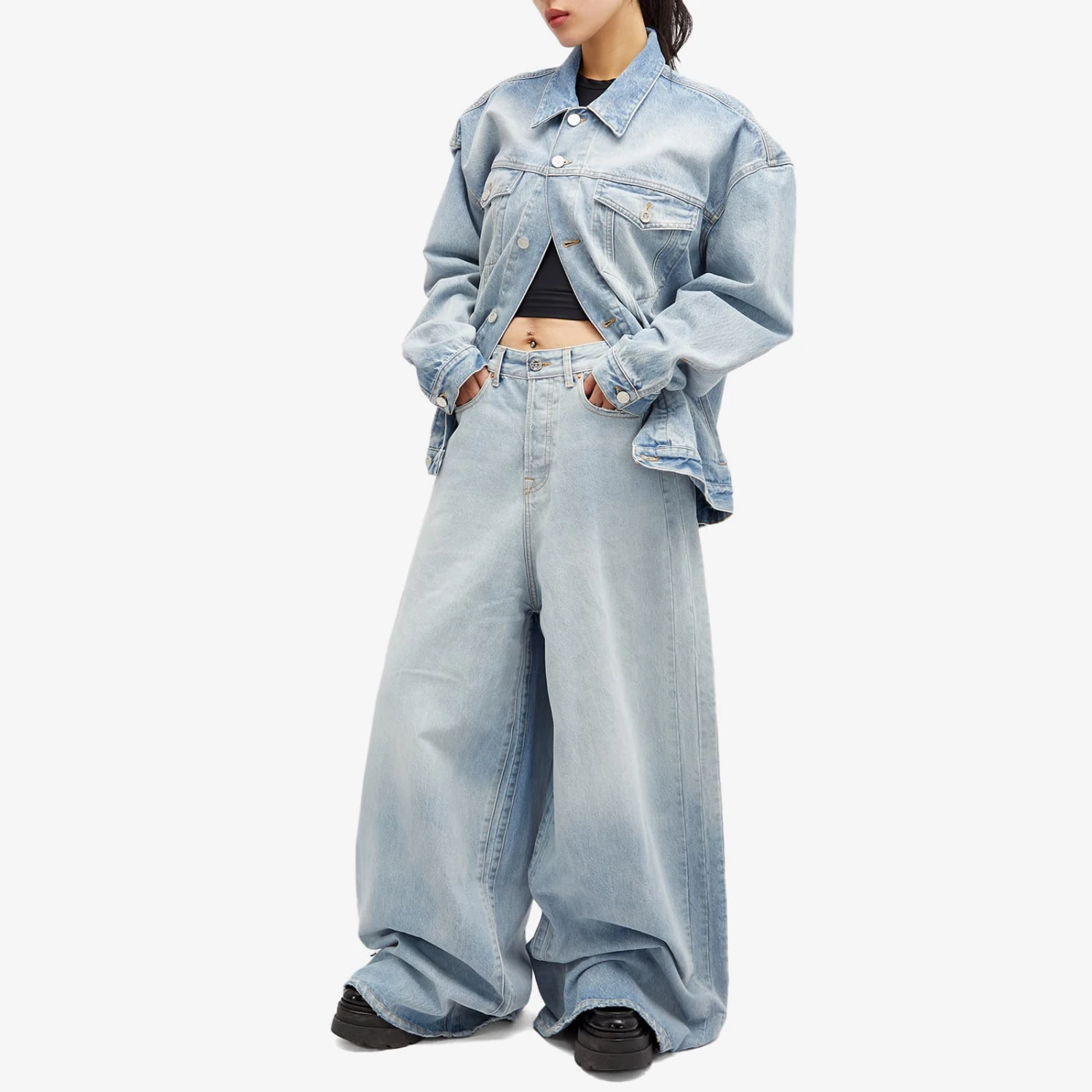 VETEMENTS Destroyed Jeans 4 VETEMENTS Destroyed Jeans - Image 4