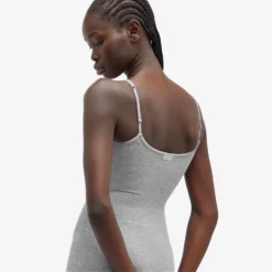 SKIMS Soft Lounge Long Slip Dress -Deals Snazzy Mode Store 17 05 2024 JA AP DRS 0596 HG 9 1