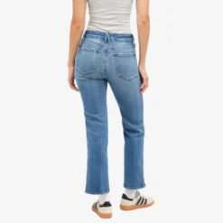 Good American Good Curve Straight Leg Jeans -Deals Snazzy Mode Store 20 09 2023 JD GCST802T I338 7 1