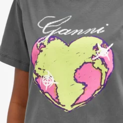 GANNI Heart Relaxed T-Shirt -Deals Snazzy Mode Store 27 12 2023 SI T3770 490 9 1