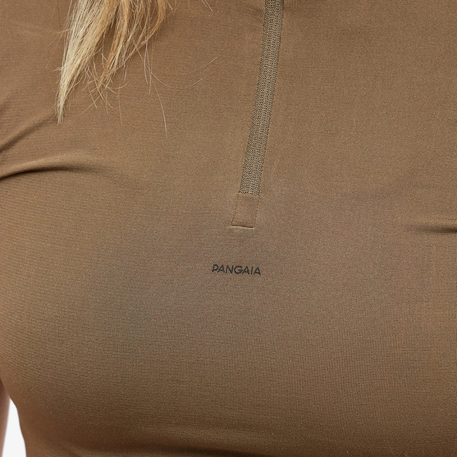 Pangaia Motion Low Impact Short Sleeve Half Zipped Top 5 Pangaia Motion Low Impact Short Sleeve Half Zipped Top - Image 5